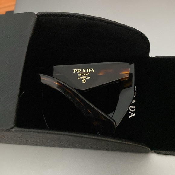 NEW Prada SPR 19Z - Picture 5 of 11